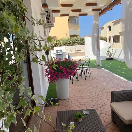 Le Residenze Del Mare Affittacamere La Caletta Exterior photo